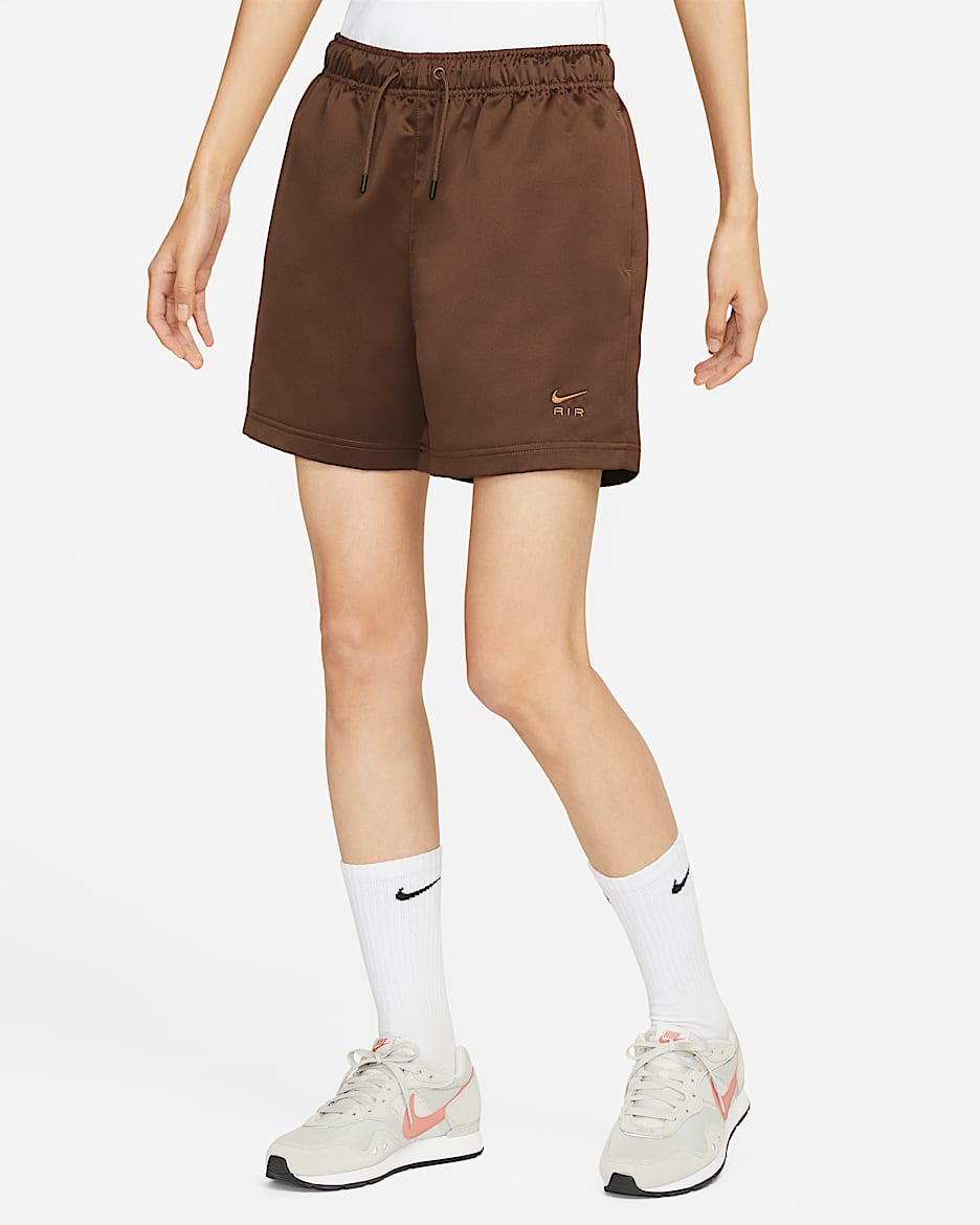 Nike Sportswear 女款梭織高腰短褲 - Cacao Wow/Ale Brown