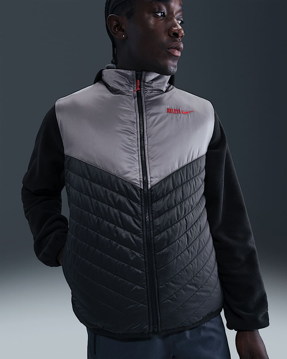 Atlético Madrid Windrunner Men's Nike Therma-FIT Football Midweight Gilet - Black/Smoke Grey/Sport Red