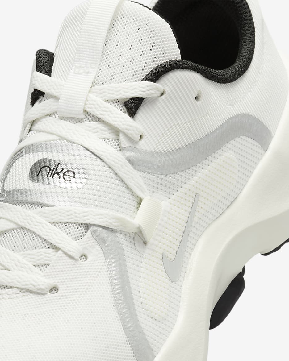 Nike In-Season TR 13 Premium-træningssko til kvinder - Summit White/Sail/sort/Metallic Silver