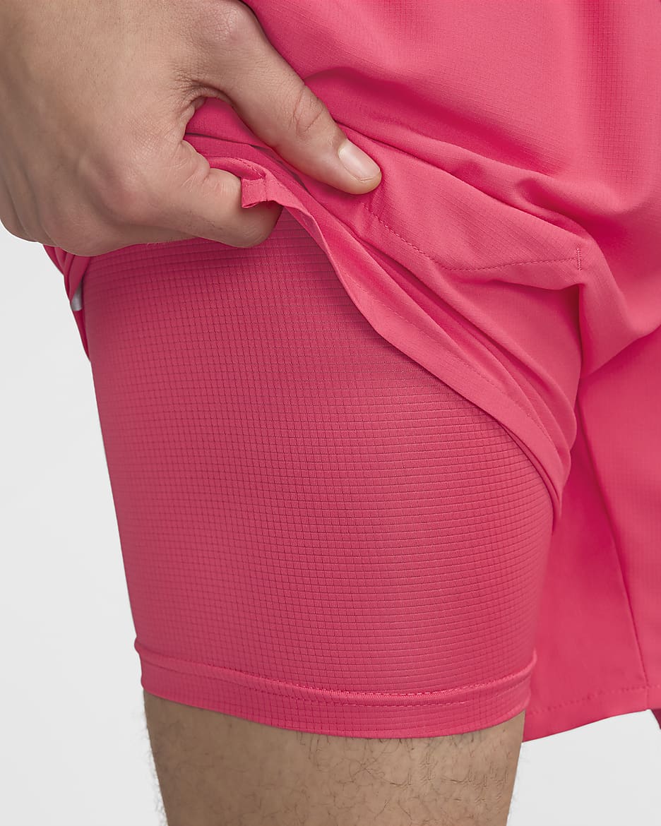 Nike Stride Dri-FIT 2-i-1 løpeshorts til herre (18 cm) - Aster Pink/Aster Pink/Svart