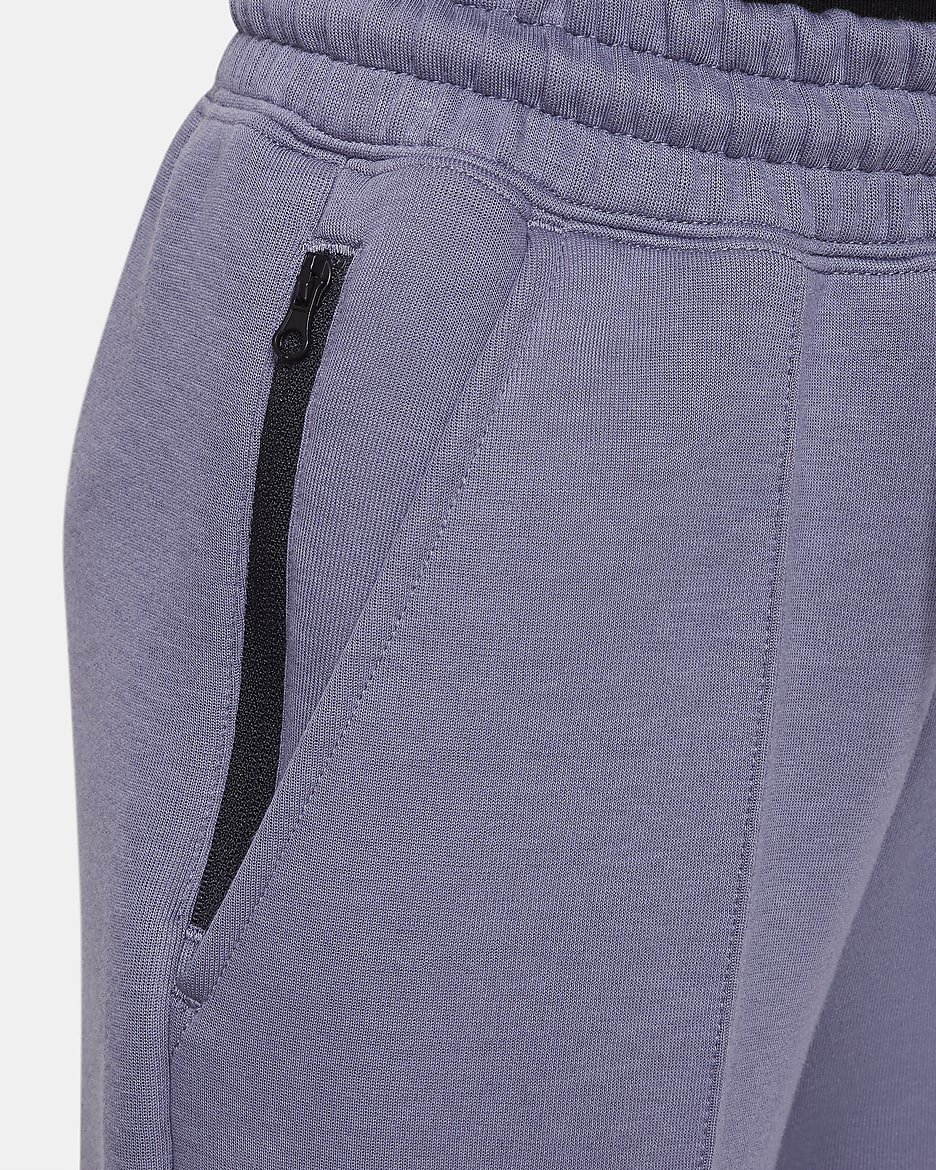 Nike Sportswear Tech Fleece Genç Çocuk (Kız) Jogger'ı - Light Carbon/Siyah/Siyah