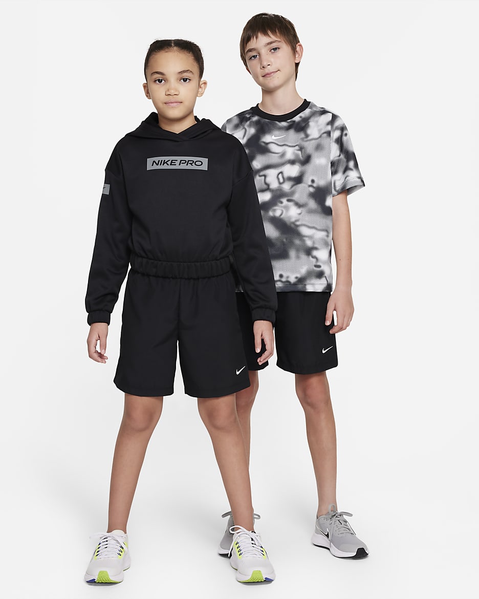 Nike Multi Dri-FIT edzőrövidnadrág nagyobb gyerekeknek (fiúknak) - Fekete/Fehér