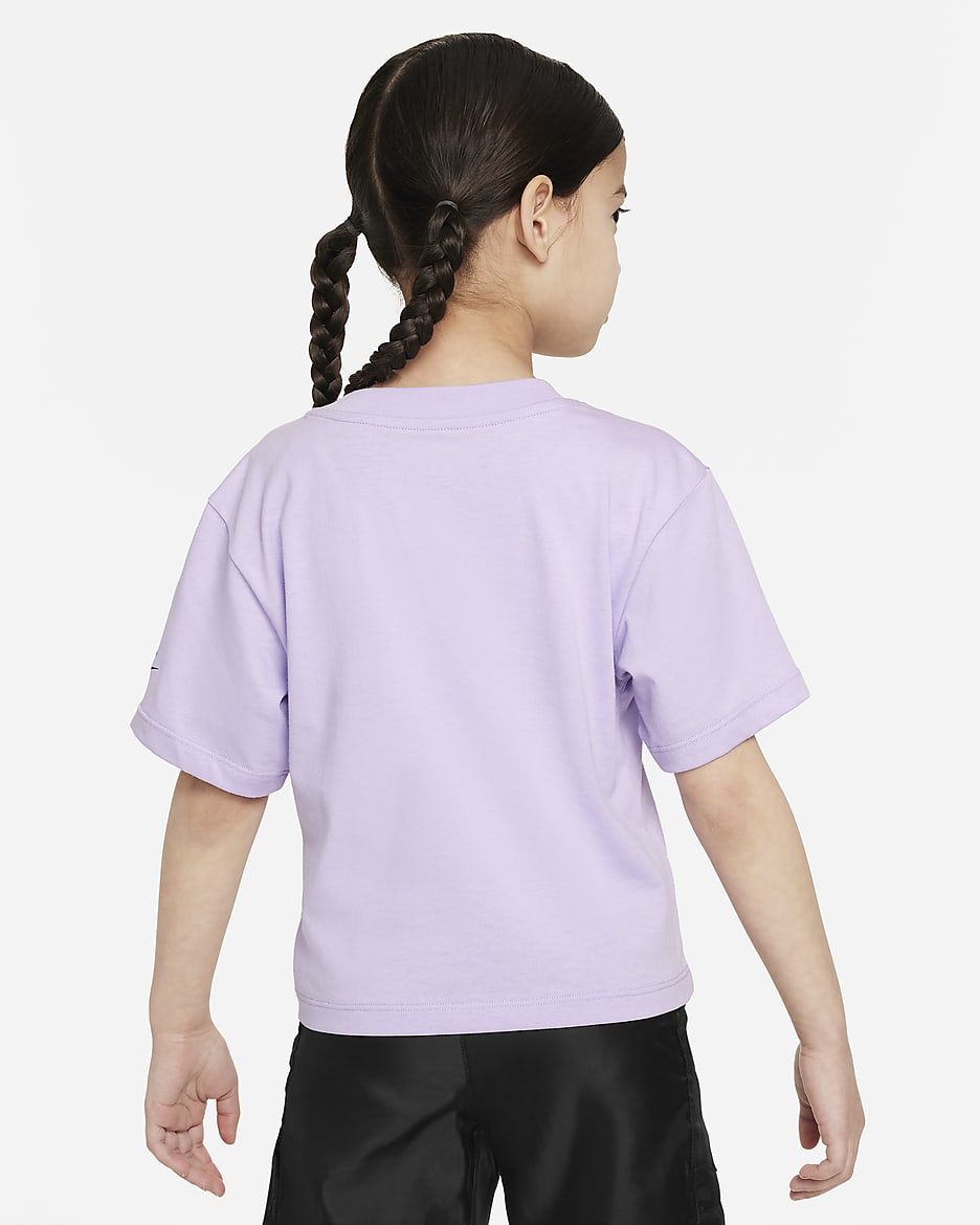 Playera para niños talla pequeña Nike Sweet Swoosh - Flor de lila