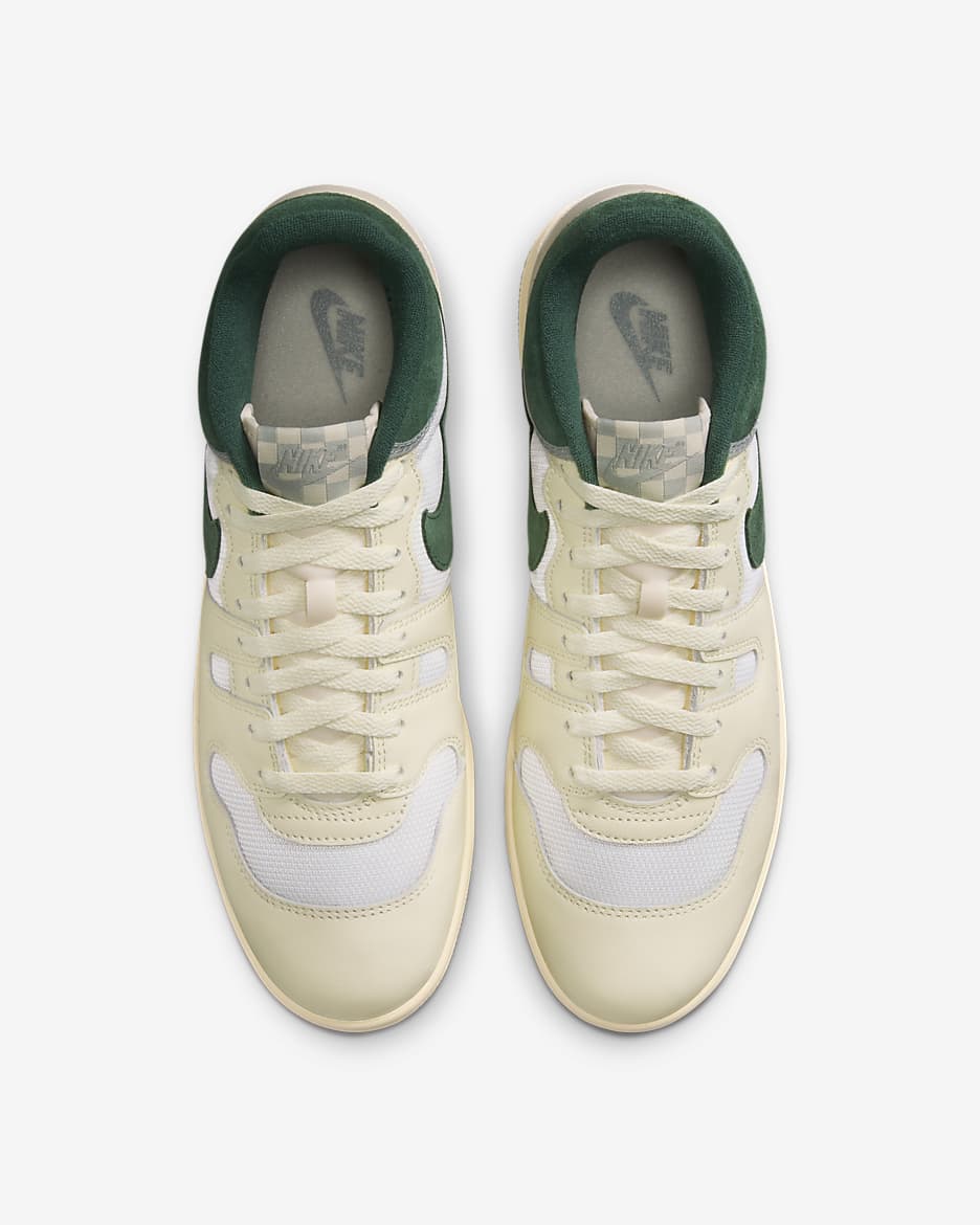 Nike Attack Herrenschuh - Sail/Coconut Milk/Pale Vanilla/Fir