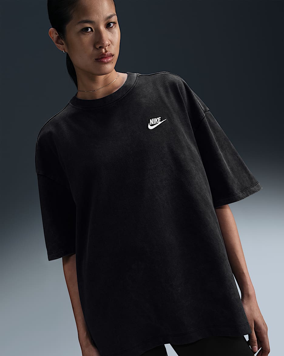 Nike Sportswear Essential Women's Oversized T-Shirt - Black/Black/White
