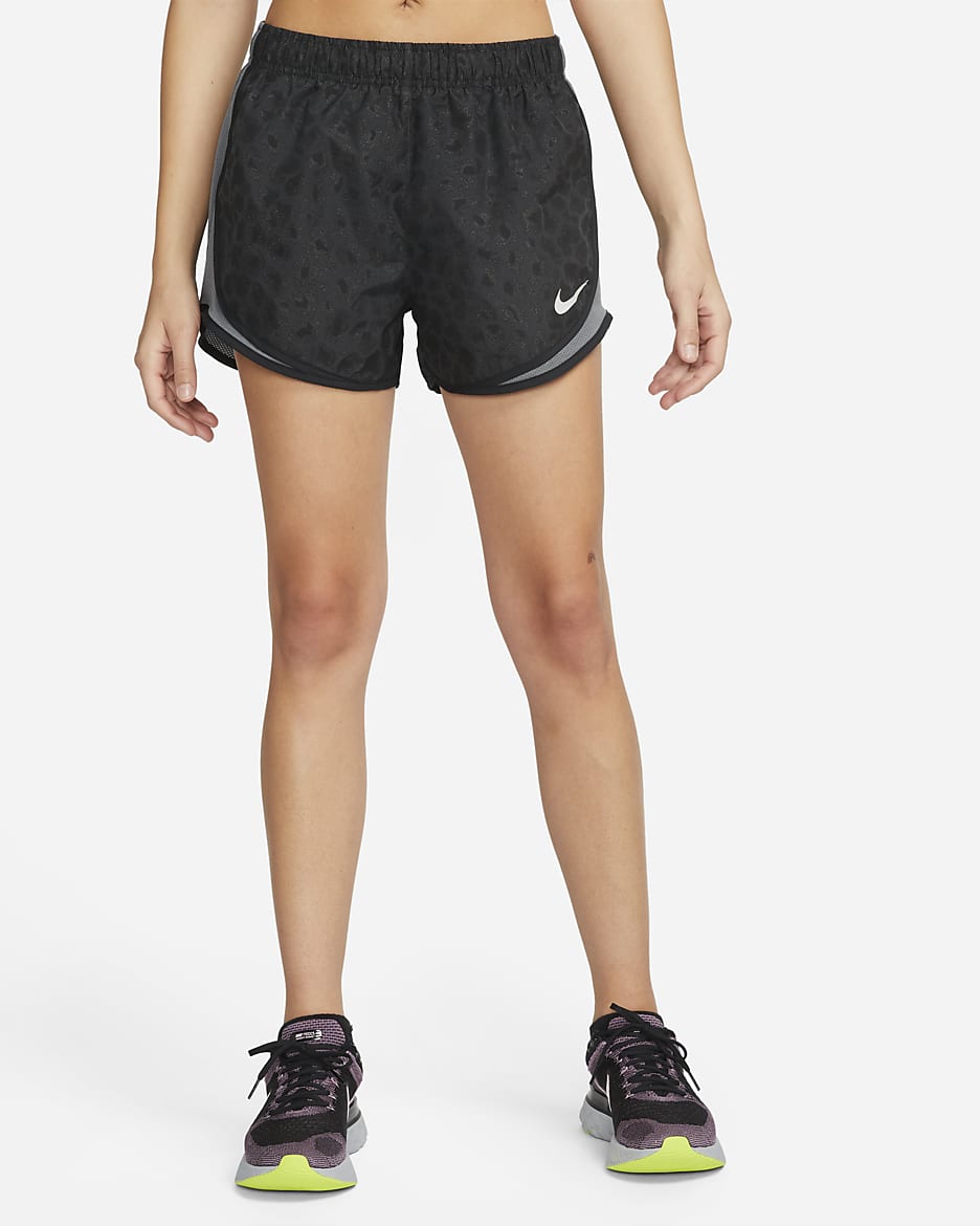 กางเกงวิ่งขาสั้น 3 นิ้วผู้หญิงลายพิมพ์เสือดาว Nike Dri-FIT Tempo - Off Noir/Iron Grey/ดำ