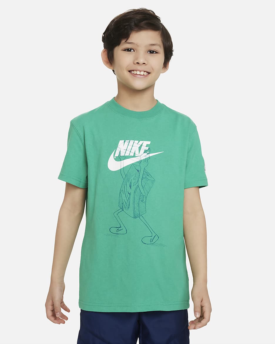 Nike Sportswear Older Kids' T-Shirt - Stadium Green