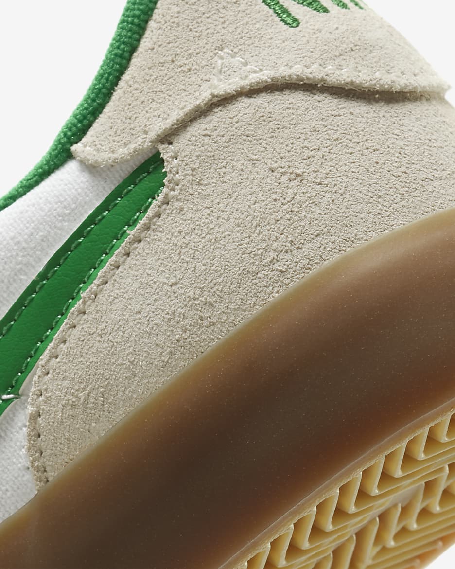 Nike SB Heritage Vulc Skate Shoes - Summit White/White/Gum Light Brown/Lucky Green