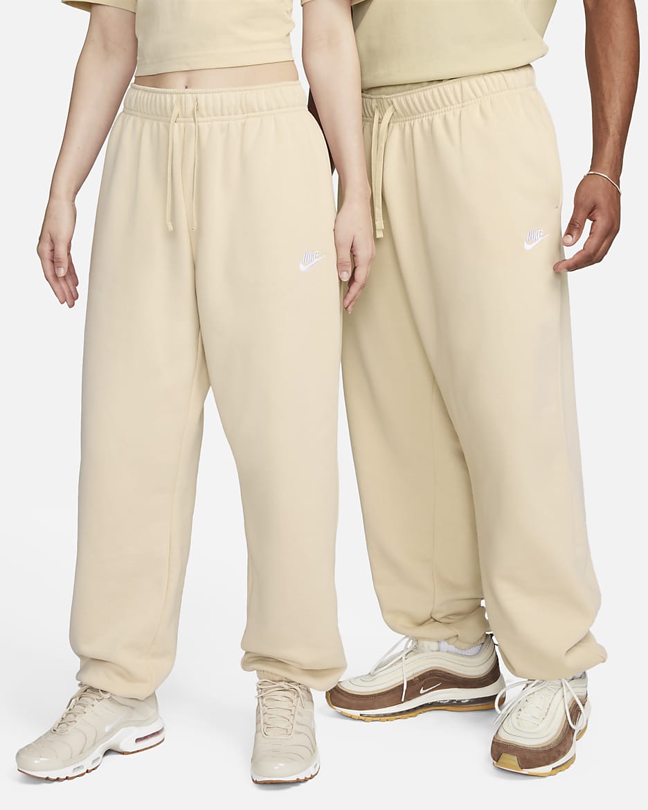 Nike Sportswear Club Fleece Women's Mid-Rise Oversized Sweatpants - Sanddrift/White