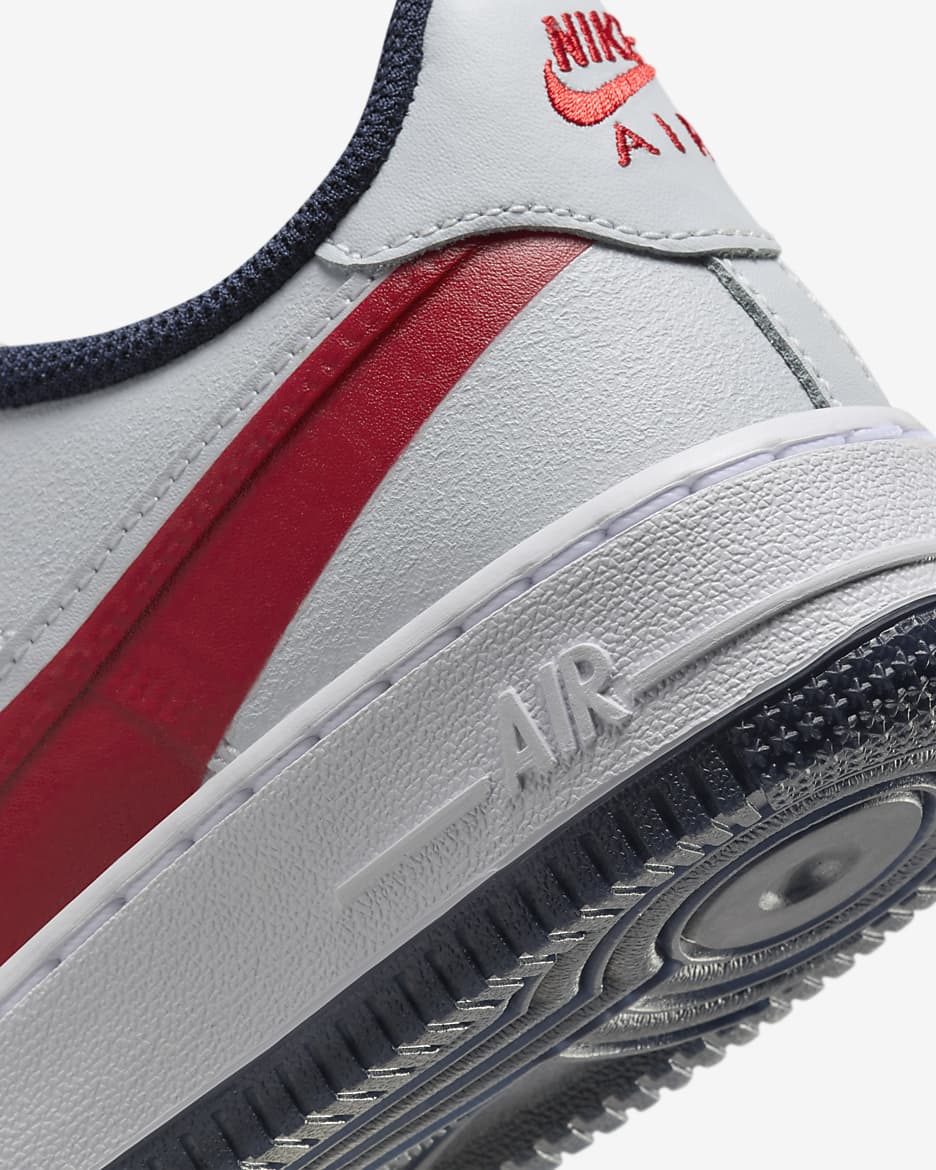 Nike Air Force 1 LV8 4 sko til store barn - Pure Platinum/University Red/Obsidian/Pure Platinum