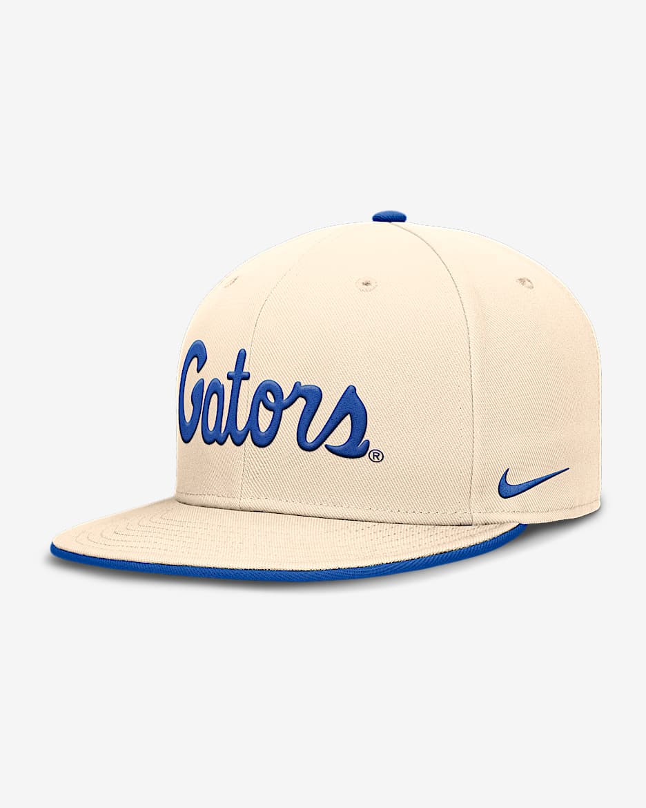 Florida Gators Primetime True Gorra universitaria Nike Dri-FIT ajustada para hombre - Natural