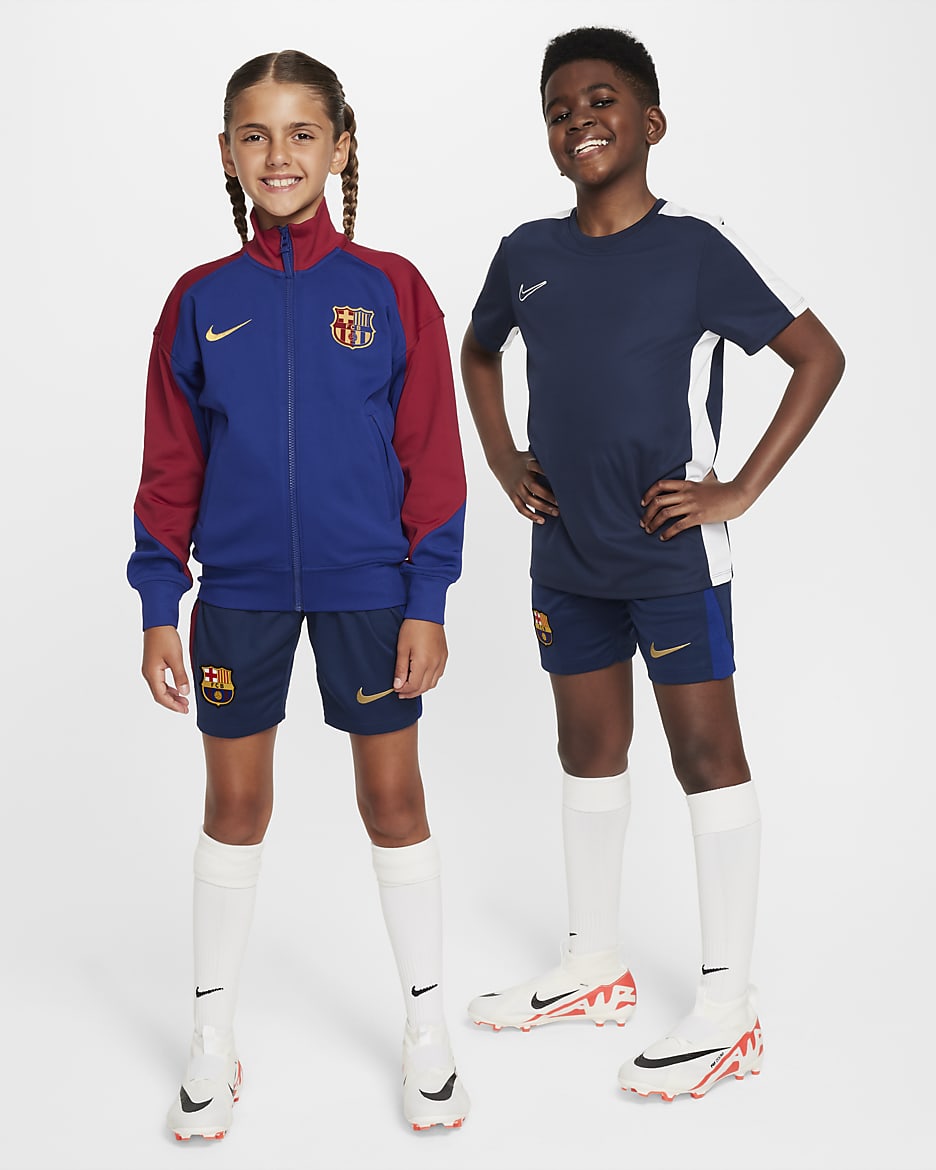 Primera equipació Stadium FC Barcelona 2024/25 Pantalons curts de futbol Replica Nike Dri-FIT - Nen/a - Midnight Navy/Noble Red/Deep Royal Blue/Club Gold