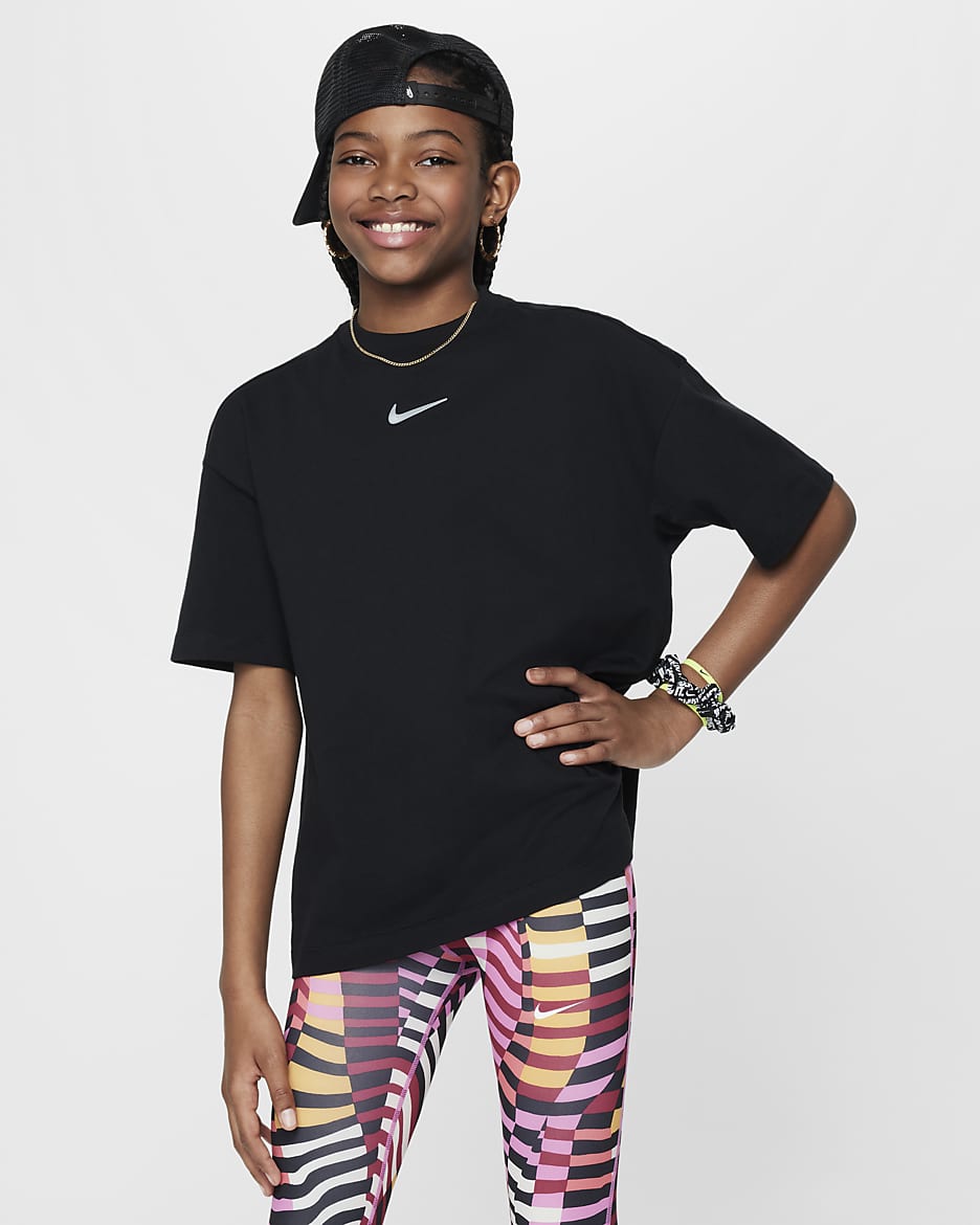 Nike Sportswear Older Kids' (Girls') Oversized T-Shirt - Black