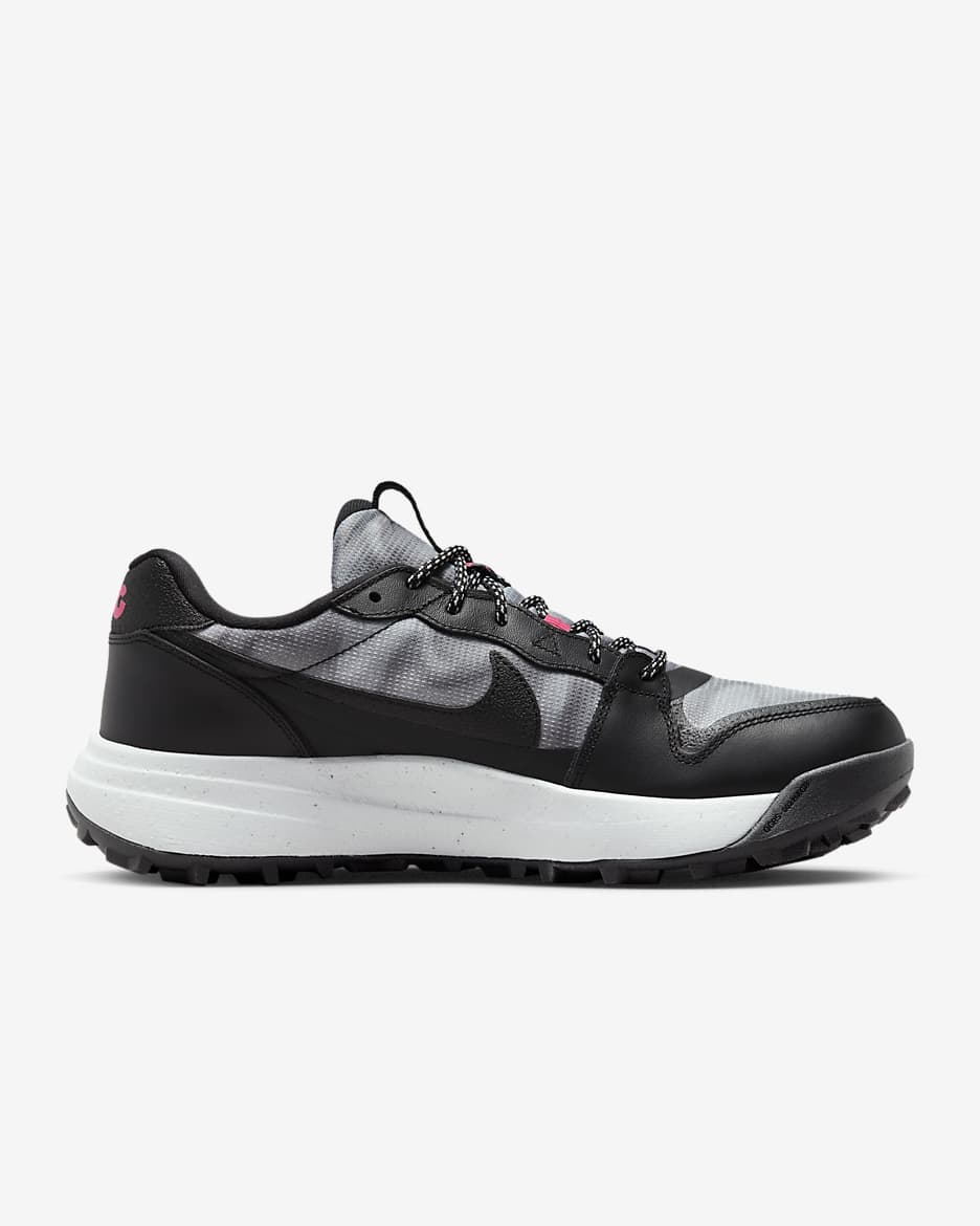 Nike ACG Lowcate SE Men's Shoes - Black/Hyper Pink/Wolf Grey/Black