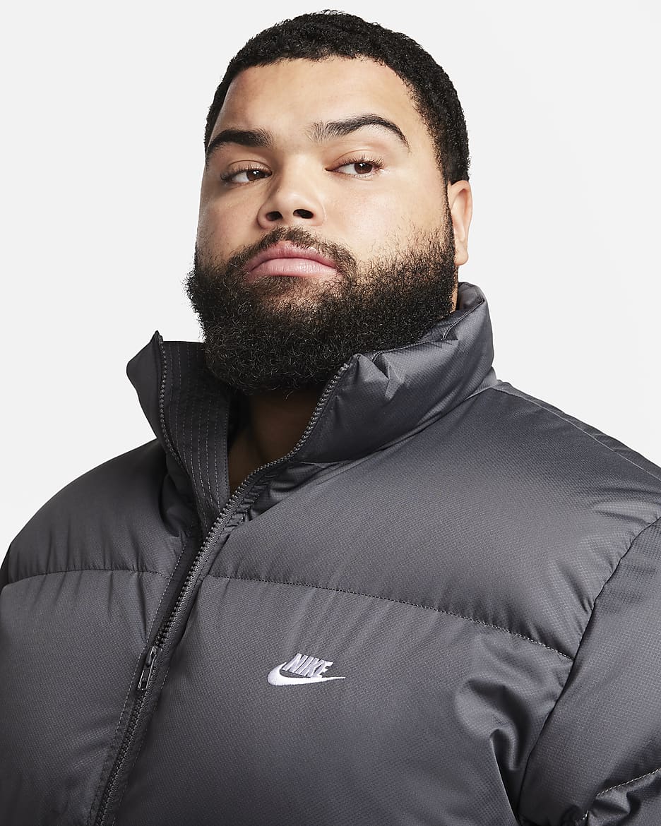 Nike Sportswear Club Puffer-Jacke für Herren - Iron Grey/Weiß