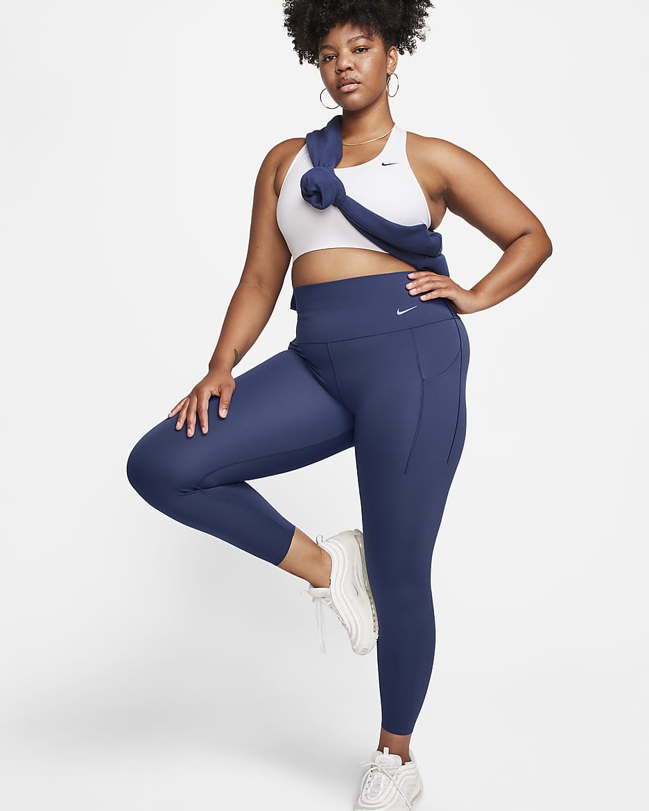 Leggings de 7/8 de tiro alto y sujeción media con bolsillos para mujer Nike Universa - Azul marino medianoche/Negro