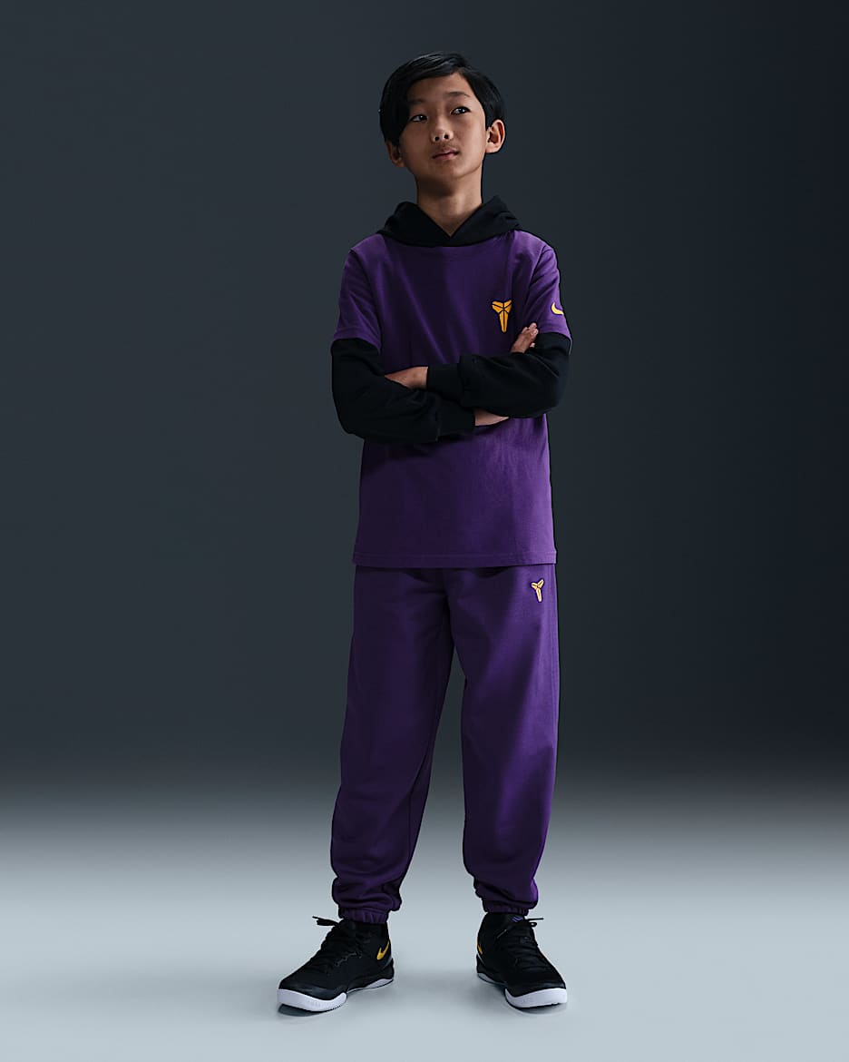 Pants Therma-FIT para niños talla grande Kobe - Morado cancha/Oro universitario/Oro universitario