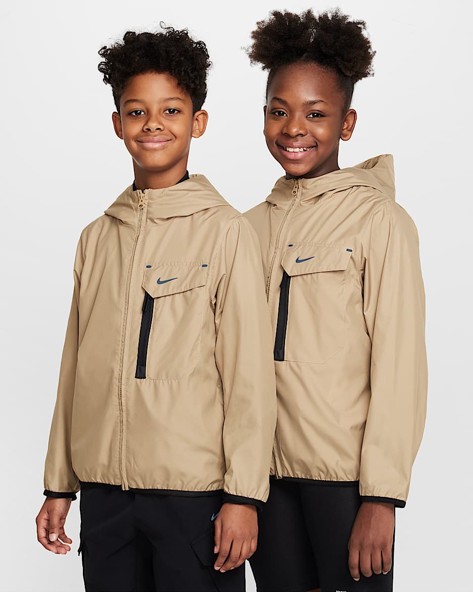 Nike Sportswear City Utility jakke til store barn - Parachute Beige/Svart/Svart