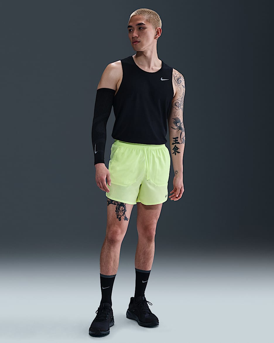 Nike Dri-FIT Stride Men's 13cm (approx.) Brief-Lined Running Shorts - Barely Volt/Barely Volt