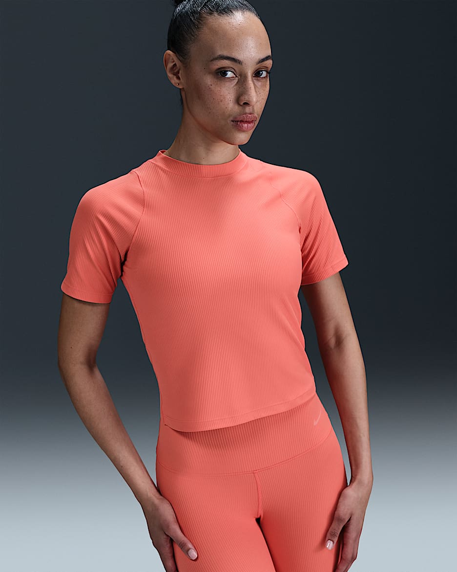 Top a manica corta Dri-FIT Nike Zenvy Rib – Donna - Magic Ember/Bianco