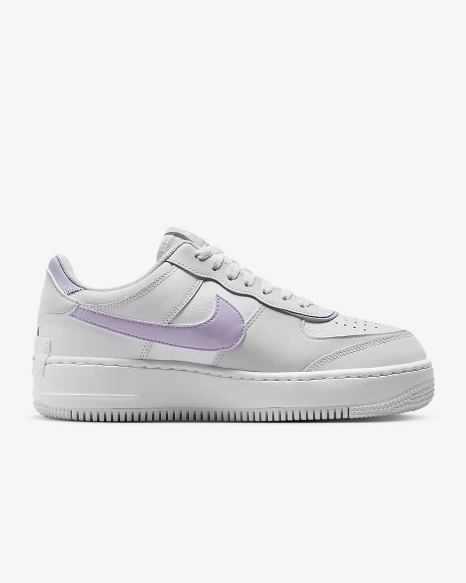 Tenis para mujer Nike Air Force 1 Shadow - Blanco/Polvo fotón/Blanco/Flor de lila