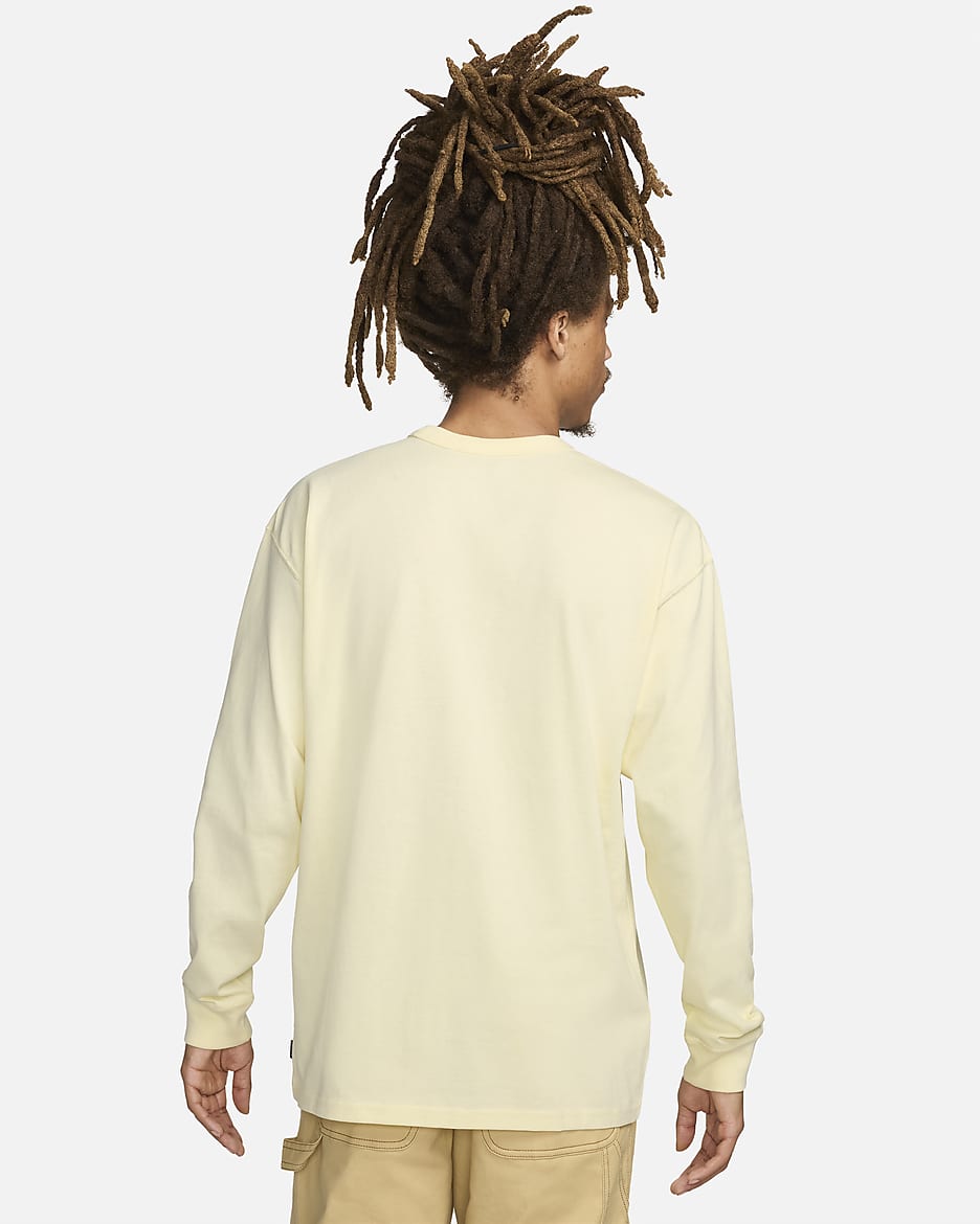 Nike Sportswear Premium Essentials Men's Long-Sleeve T-Shirt - Alabaster