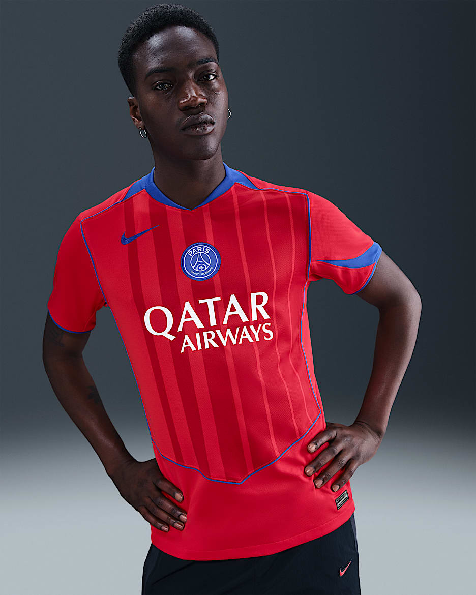 Jersey de fútbol Nike Dri-FIT Replica Total 90 del Paris Saint-Germain alternativo 2025/26 Stadium para hombre - Rojo mundial/Rojo deportivo/Hiperroyal