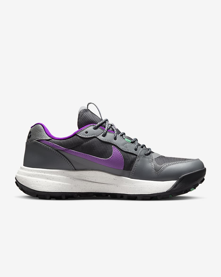 Nike ACG Lowcate Men's Shoes - Smoke Grey/Vivid Purple/Phantom/Dark Smoke Grey