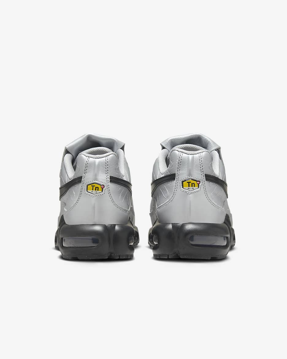 Nike Air Max Plus 男鞋 - Wolf Grey/Metallic Silver/黑色