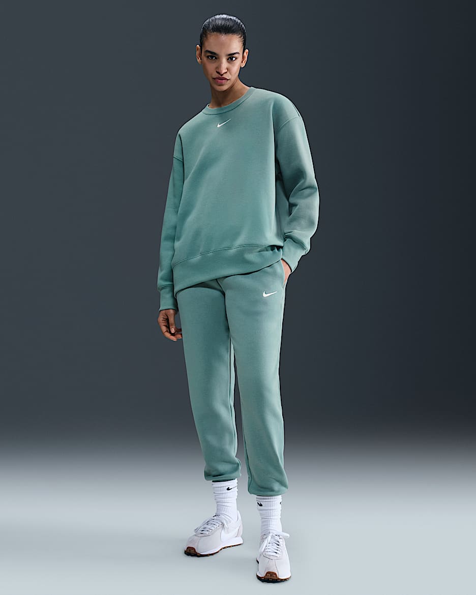 Nike Sportswear Phoenix Fleece Damen-Trainingshose mit mittelhohem Bund - Cannon/Sail