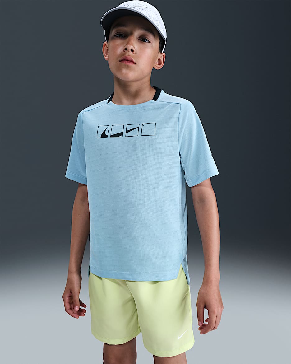 Nike Multi Tech Older Kids' (Boys') Dri-FIT Short-Sleeve Top - Light Armoury Blue/Black