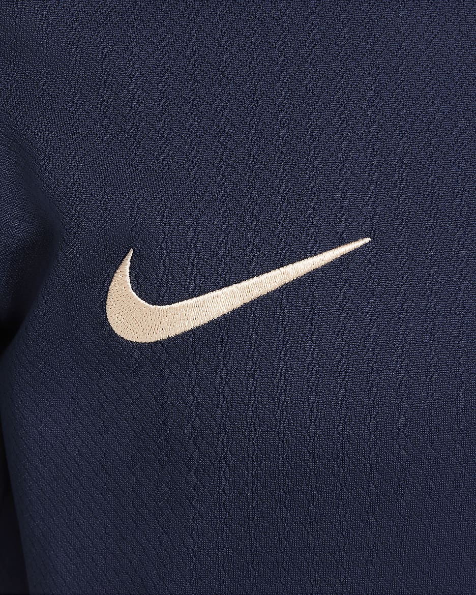 Chelsea FC Strike Nike Dri-FIT Kısa Kollu Örgü Genç Çocuk Futbol Üstü - Obsidian/Obsidian/Light Photo Blue/Guava Ice