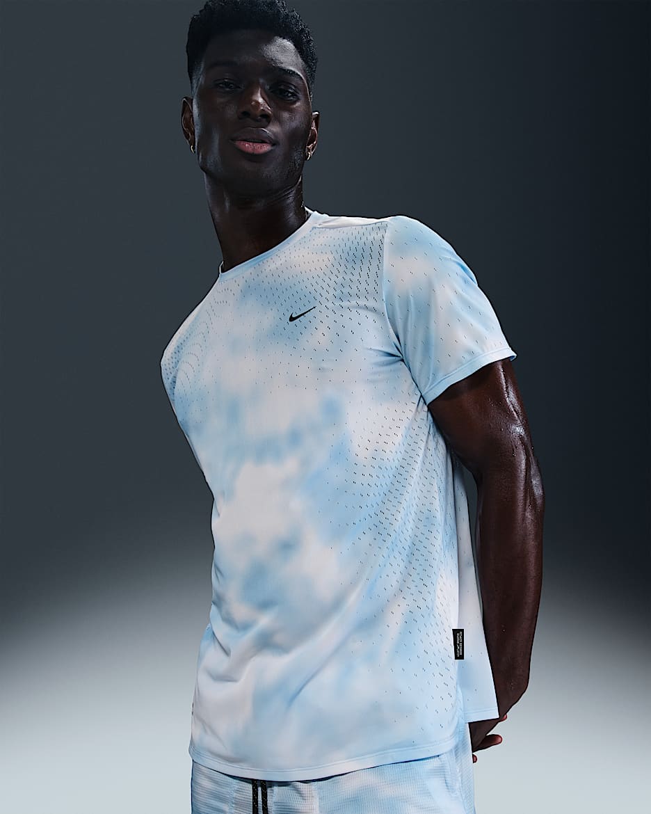 Playera de correr de manga corta Dri-FIT ADV para hombre Nike Running Division Breathe - Azul psíquico