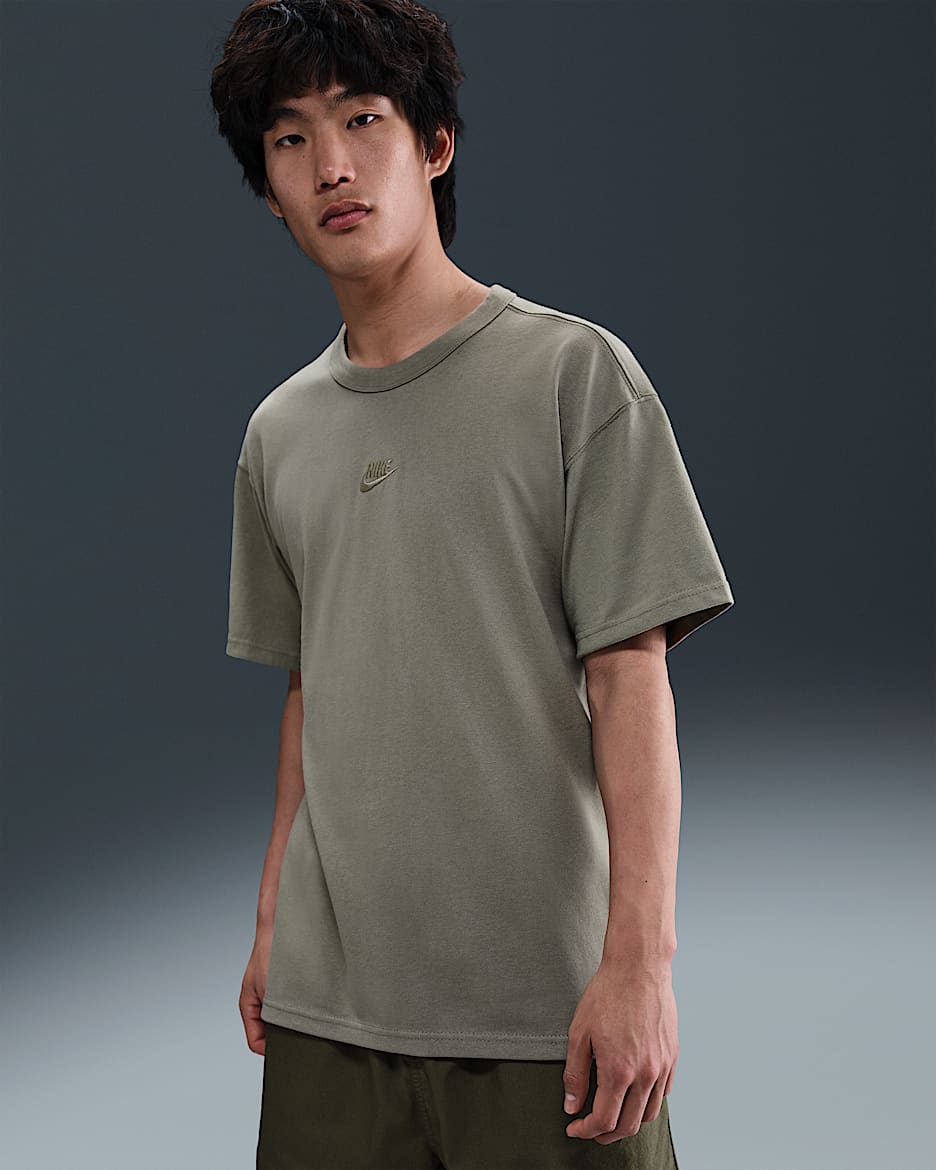 ナイキ スポーツウェア プレミアム エッセンシャル メンズ Tシャツ - ライトアーミー