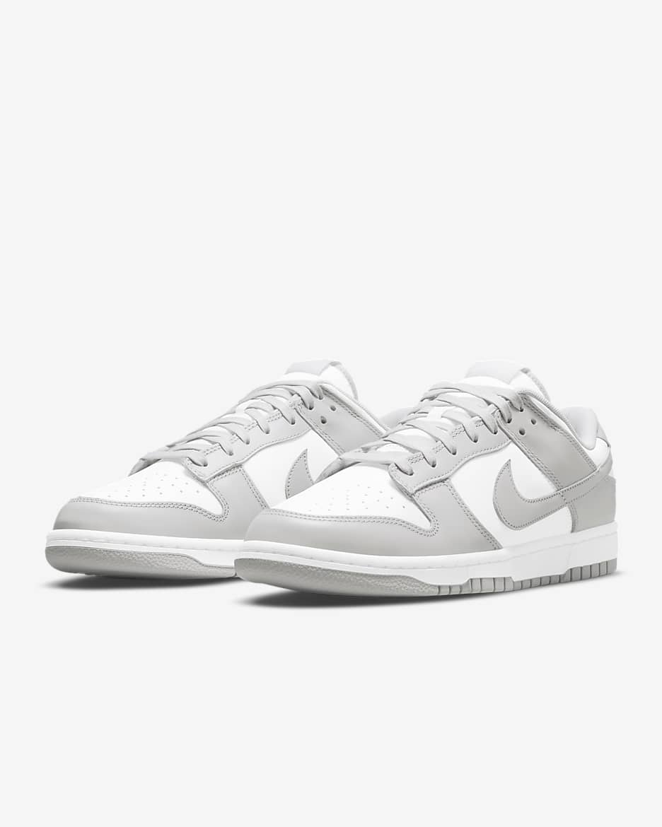 Nike Dunk Low Retro Men's Shoe - White/Grey Fog