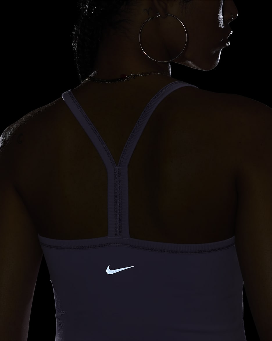 Nike One Fitted Women's Dri-FIT Cropped Tank Top - Lilac Bloom/Daybreak/Black