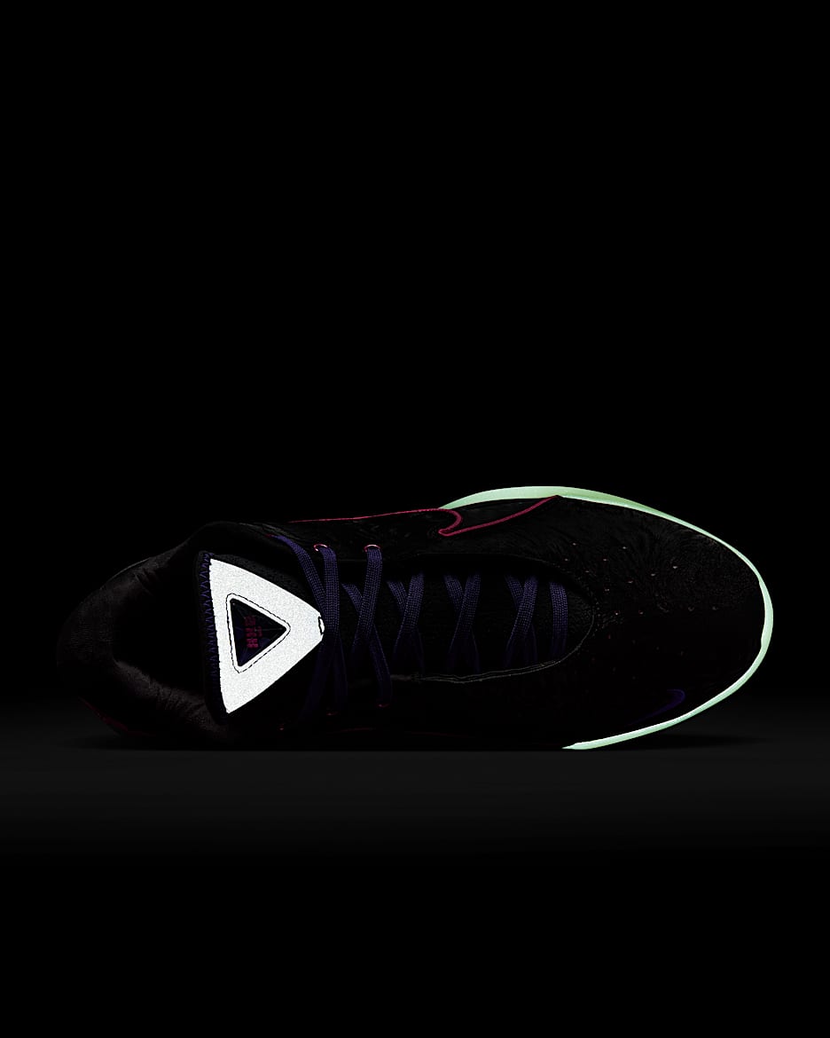 LeBron XXII "Tunnel Vision" Basketball Shoes - Black/Dark Grey/Field Purple/Laser Fuchsia