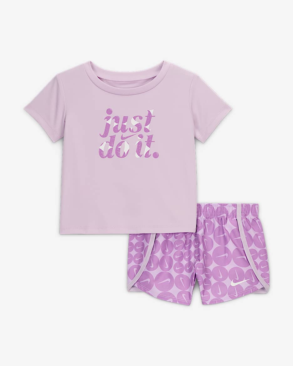 Conjunto de 2 piezas Sprinter estampado para bebé Nike Dri-FIT Essentials - Muñeca