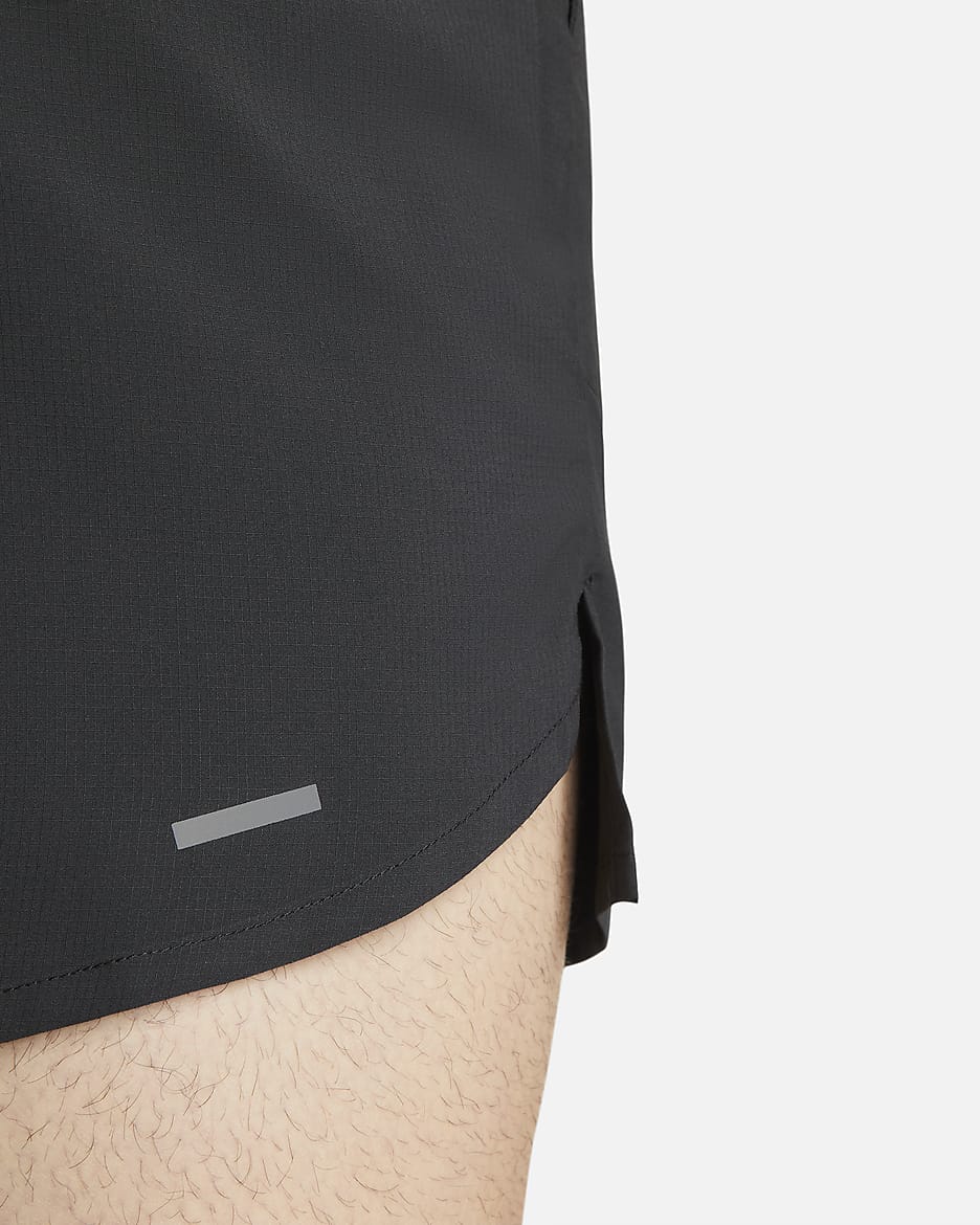 Nike Stride Men's Dri-FIT 18cm (approx.) Brief-Lined Running Shorts - Black/Black