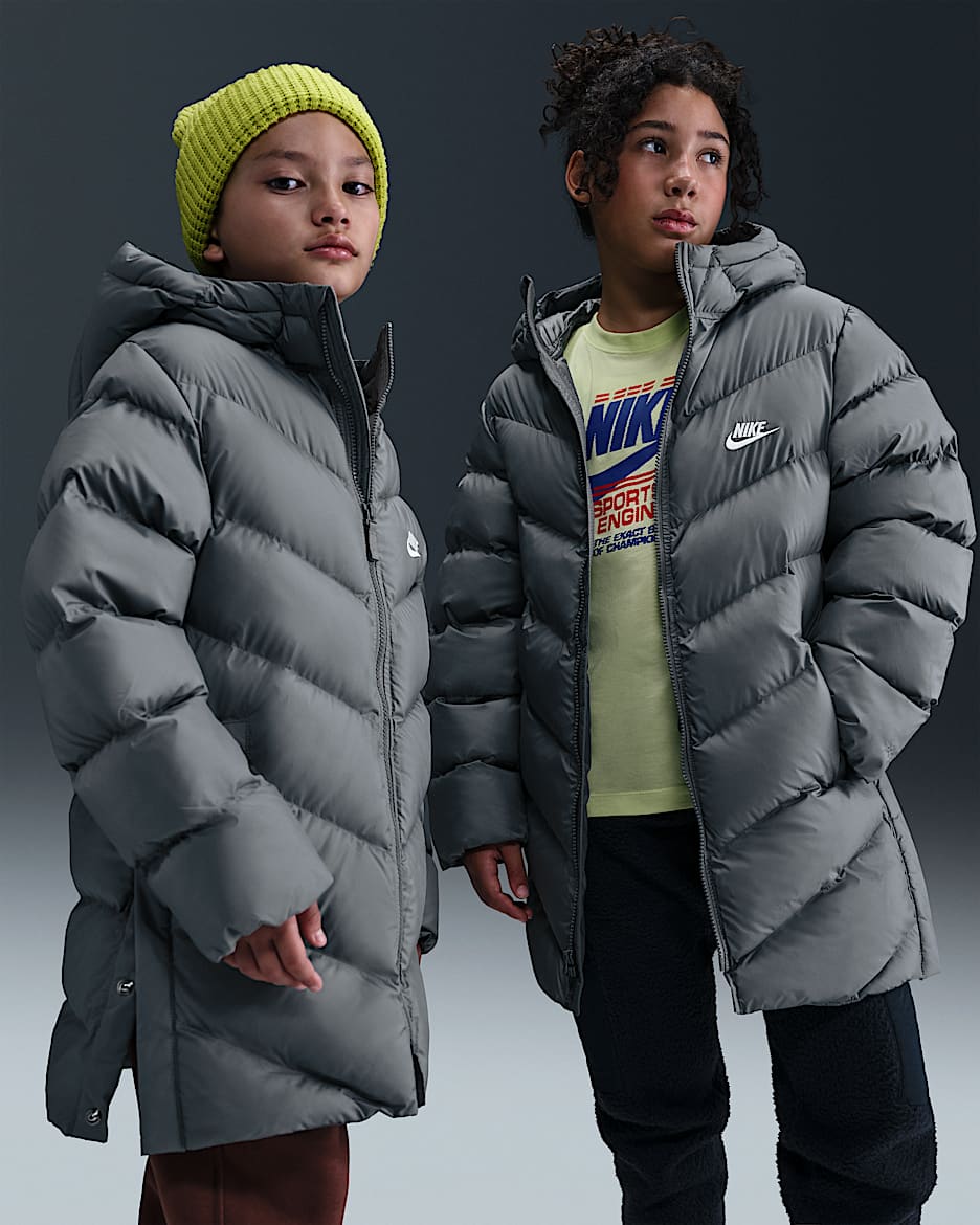 Nike Sportswear All Day Play Big Kids' Therma-FIT Loose-Fit Puffer Jacket - Smoke Grey/White