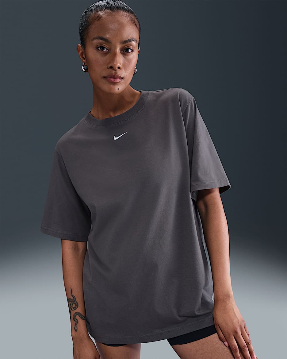 Nike Sportswear Essential Damen-T-Shirt - Thunder Grey