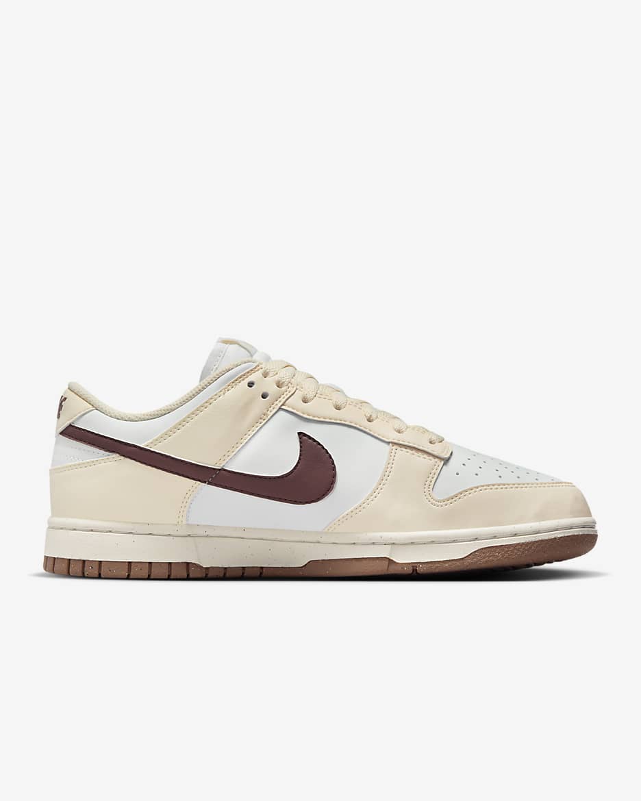 Tenis para mujer Nike Dunk Low - Leche de coco/Blanco cumbre/Malva humeante