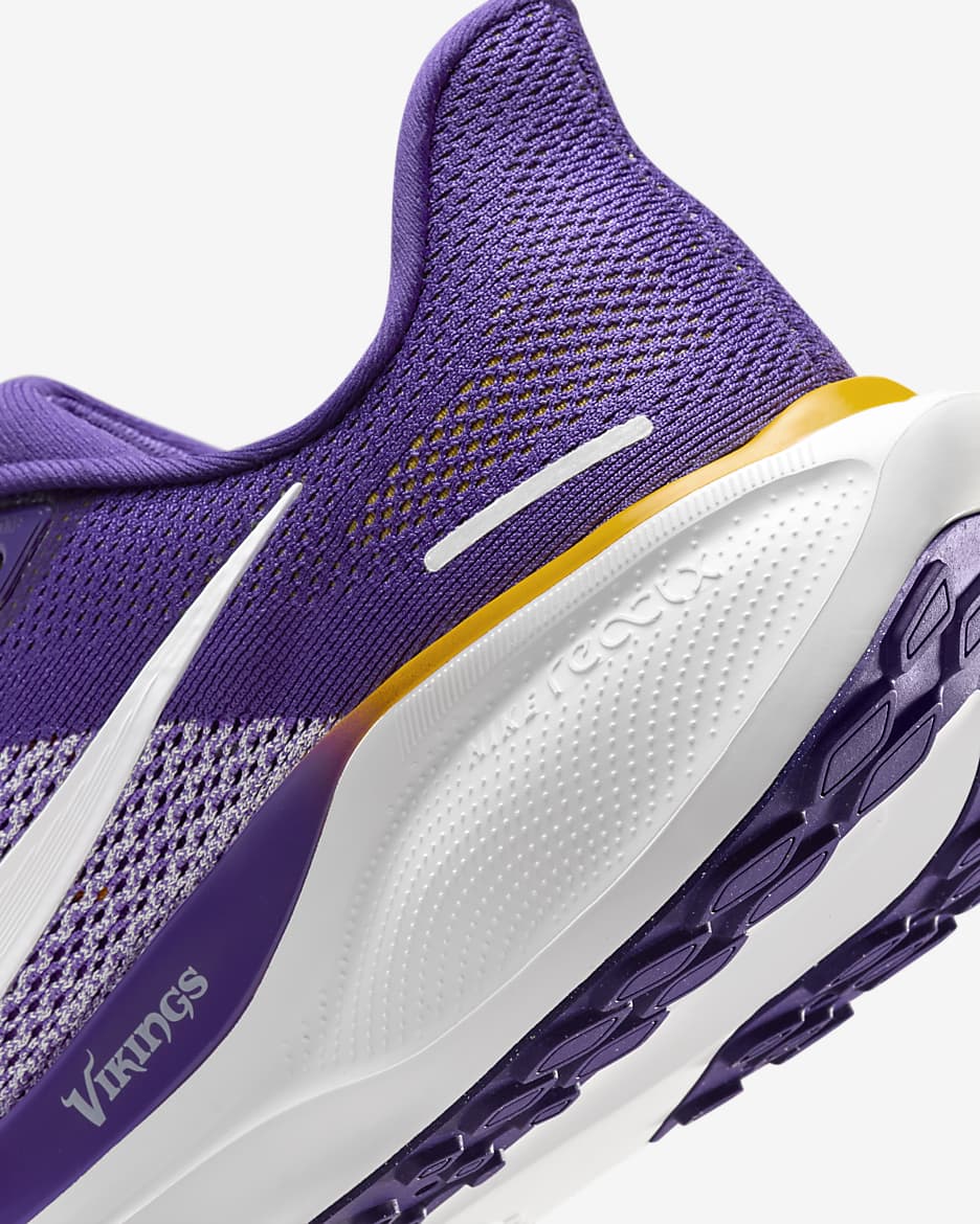 Tenis de correr en pavimento para hombre Nike Pegasus 41 NFL Minnesota Vikings - Morado cancha/Blanco/Oro/Blanco