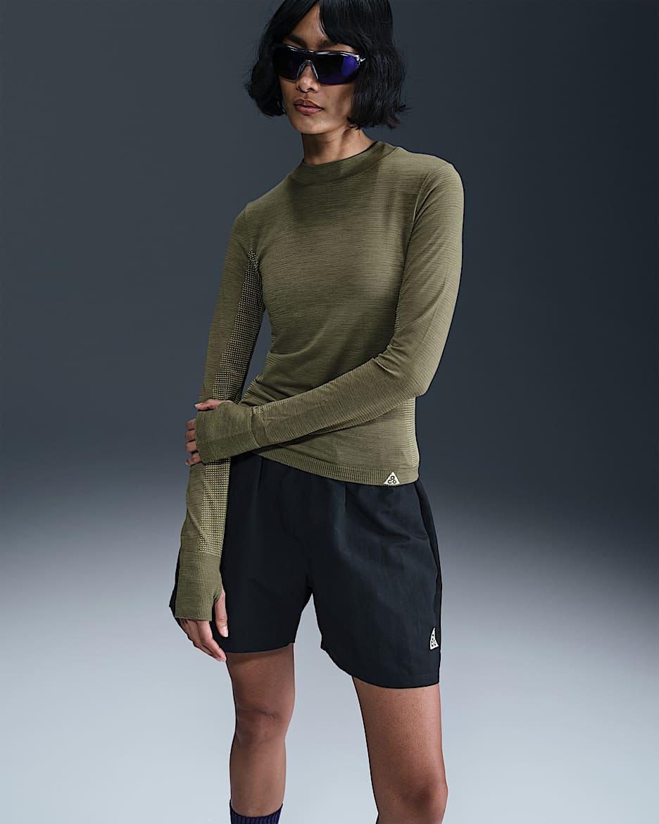 Dámské tričko Nike ACG „Delta River“ Dri-FIT ADV s dlouhým rukávem - Medium Olive/Barely Volt