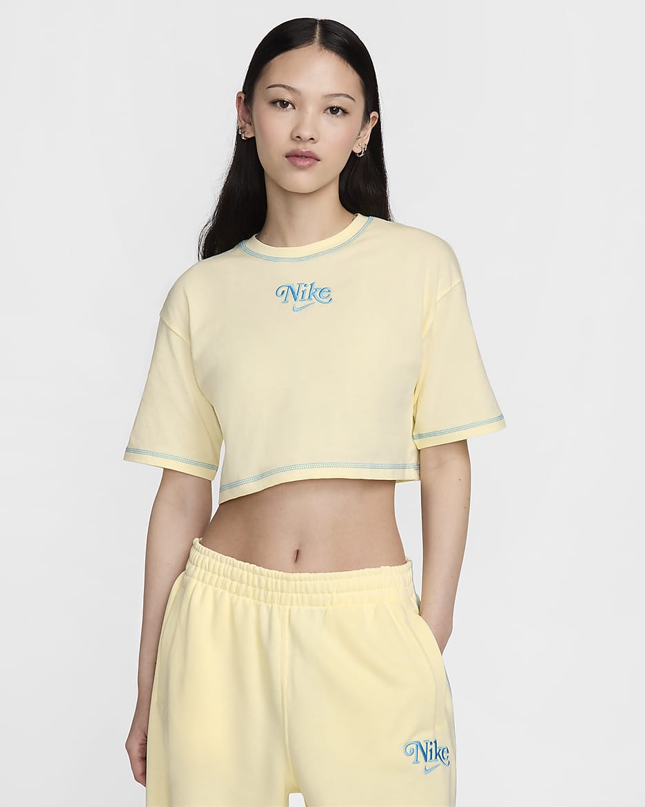 Nike Sportswear Women's Cropped T-Shirt - Alabaster