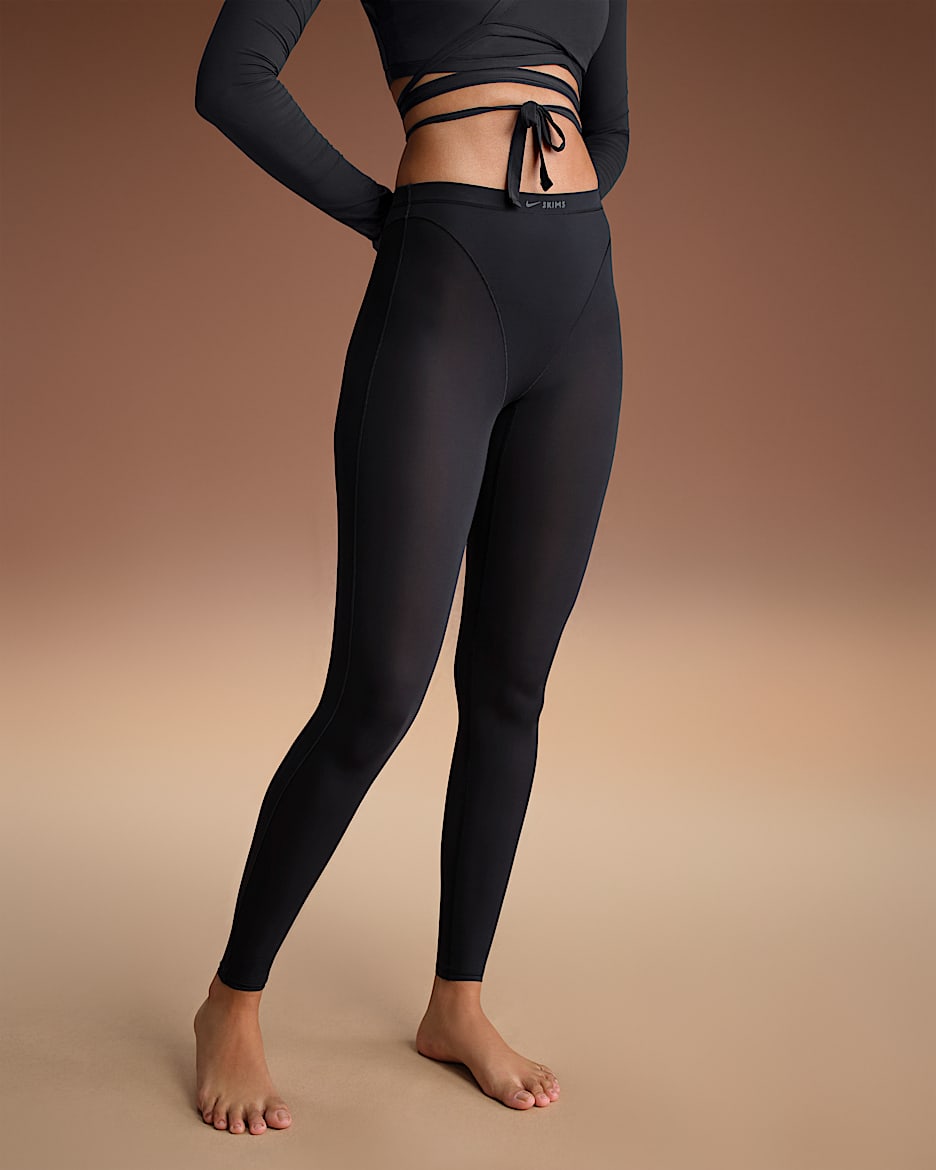 NikeSKIMS Weightless Layers Women's High-Waisted V-Panel Leggings
