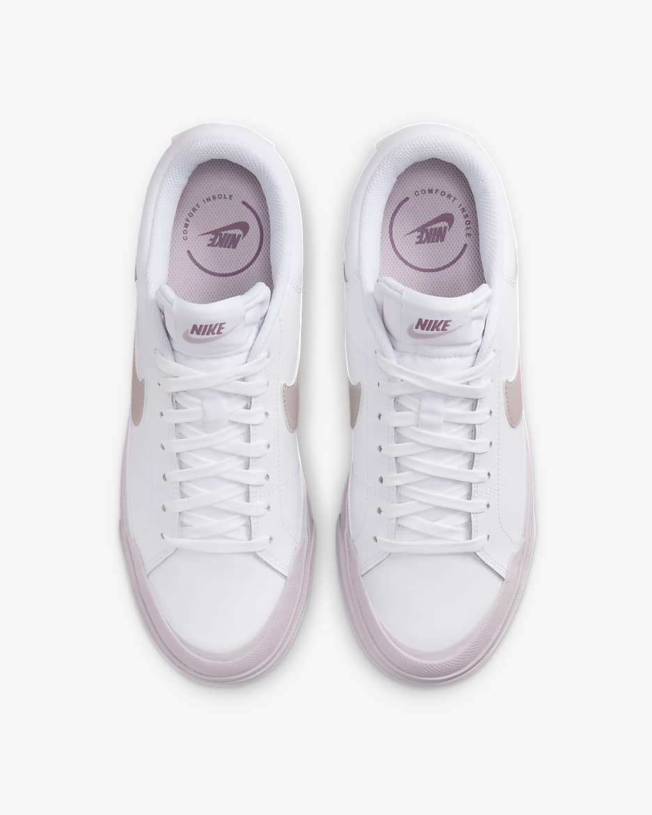 Calzado para mujer Nike Court Legacy Lift - Blanco/Malva humeante/Violeta platino