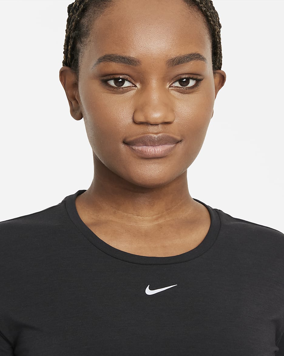 Haut à manches courtes et coupe standard Nike Dri-FIT UV One Luxe pour femme - Noir