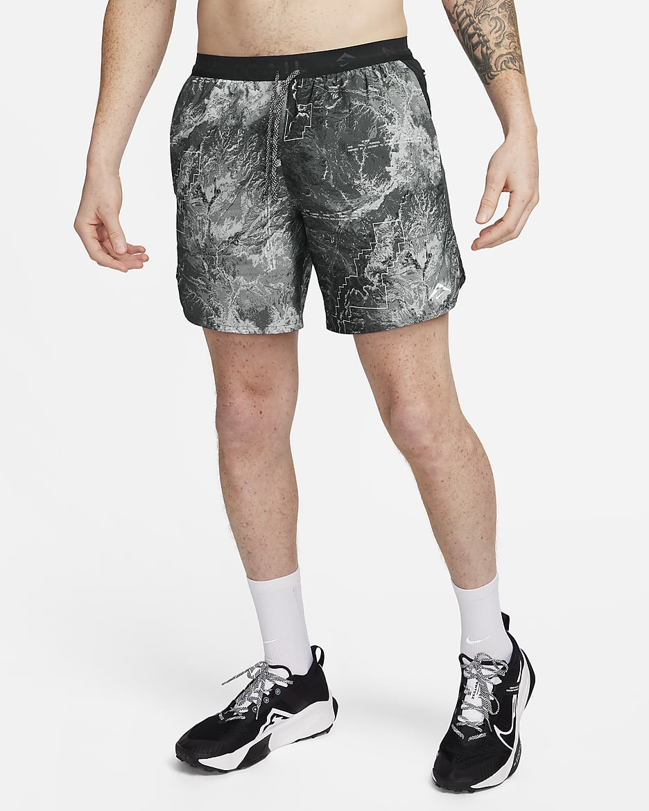 Nike Stride Dri-FIT fôret løpeshorts til herre (18 cm) - Anthracite/Svart/Svart/Summit White