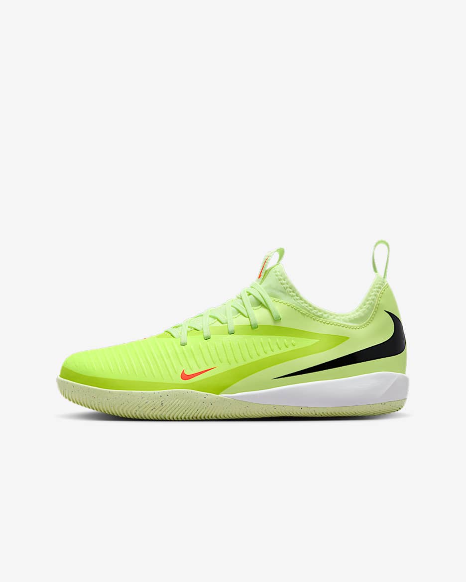Nike Jr. Phantom 6 Low Academy Older Kids' Indoor/Court Football Shoe - Hyper Crimson/Limelight/Black